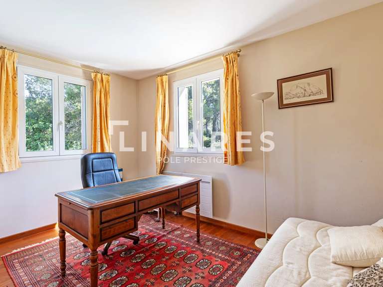 Maison Ventabren - 5 chambres - 300m²