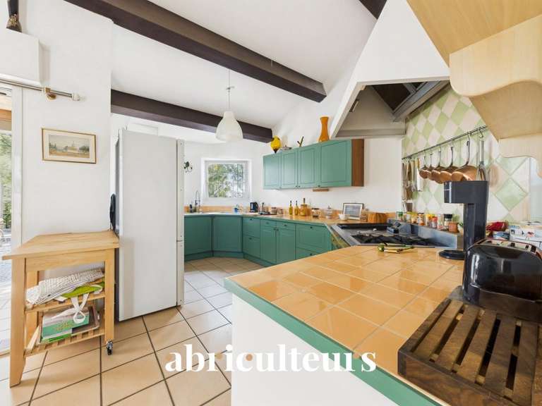 Maison Ventabren - 5 chambres - 256m²