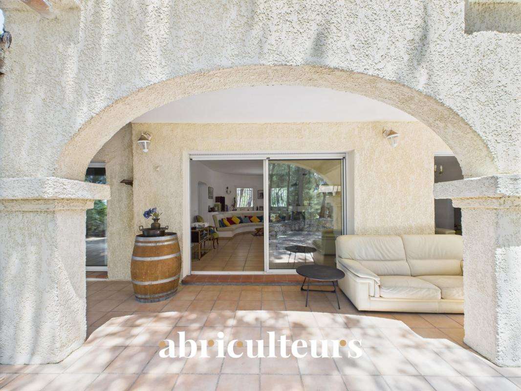 House Ventabren