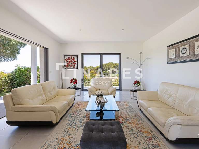 Maison Ventabren - 5 chambres - 280m²