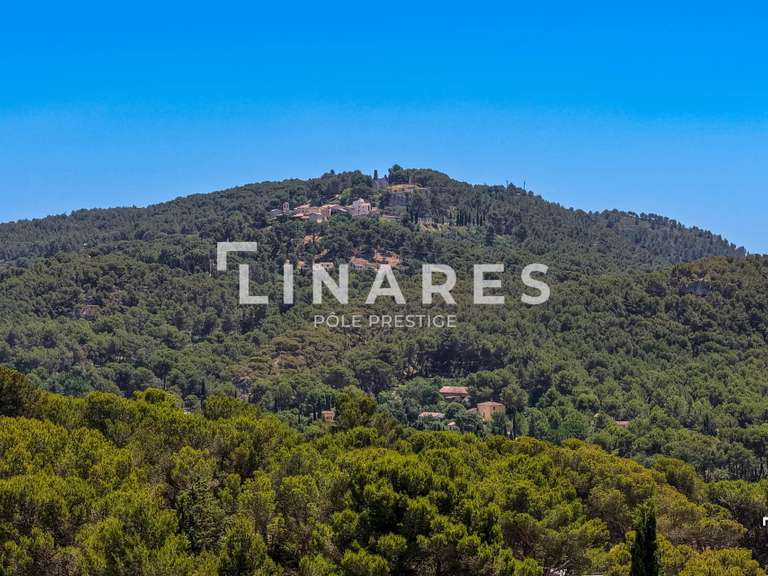 Maison Ventabren - 5 chambres - 280m²
