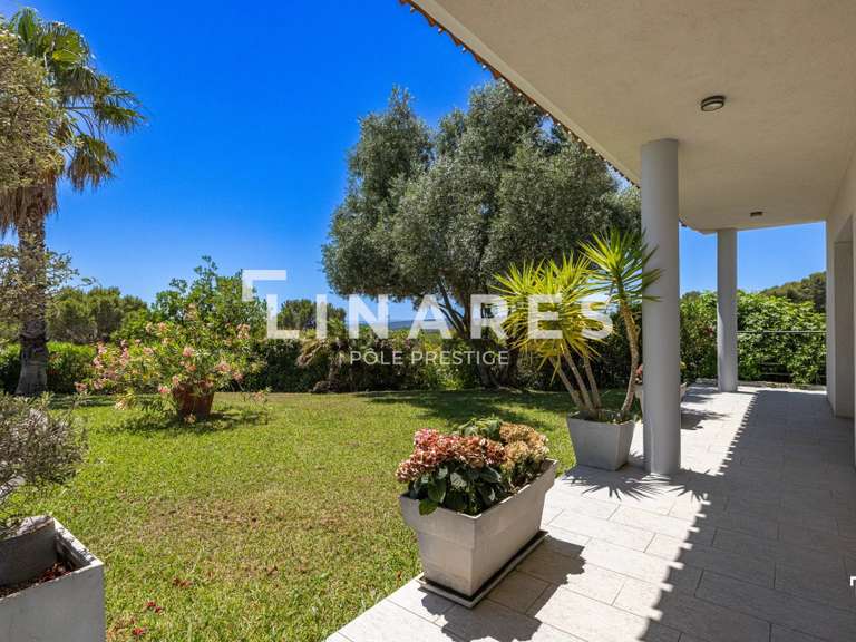 Maison Ventabren - 5 chambres - 280m²