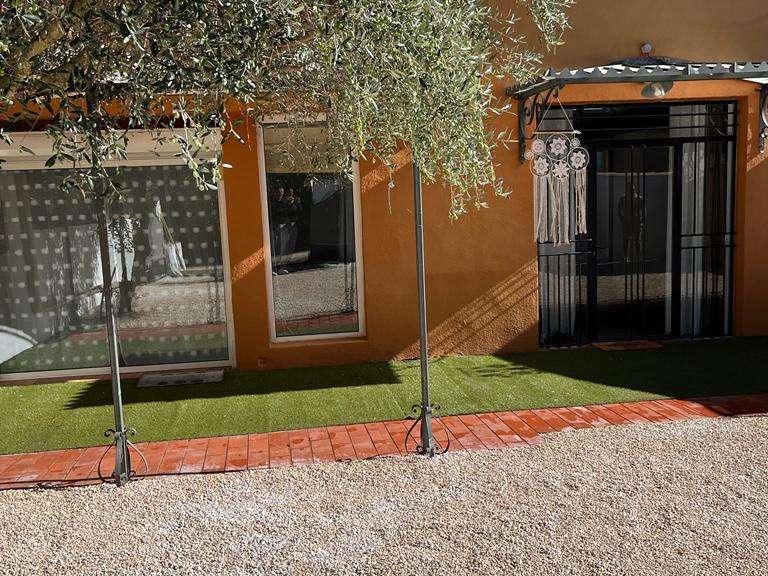 Maison Ventabren - 3 chambres - 152m²