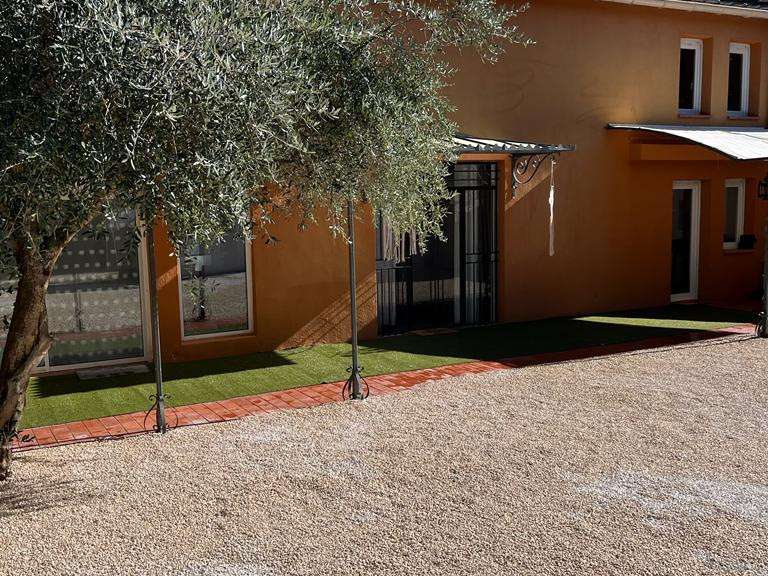 Maison Ventabren - 3 chambres - 152m²