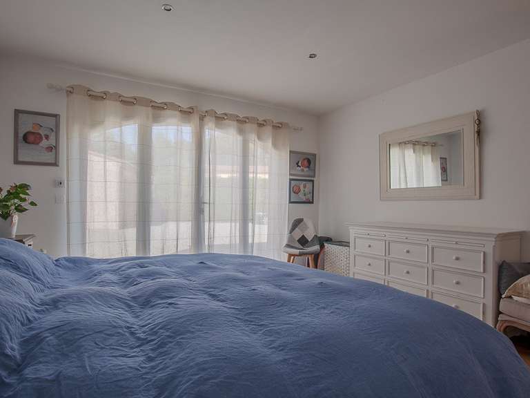 Maison Ventabren - 5 chambres - 205m²