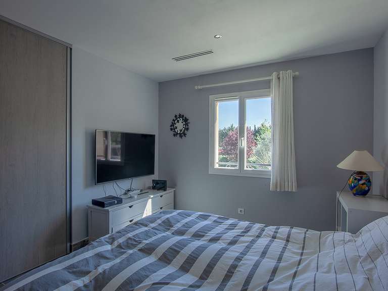 Maison Ventabren - 5 chambres - 205m²