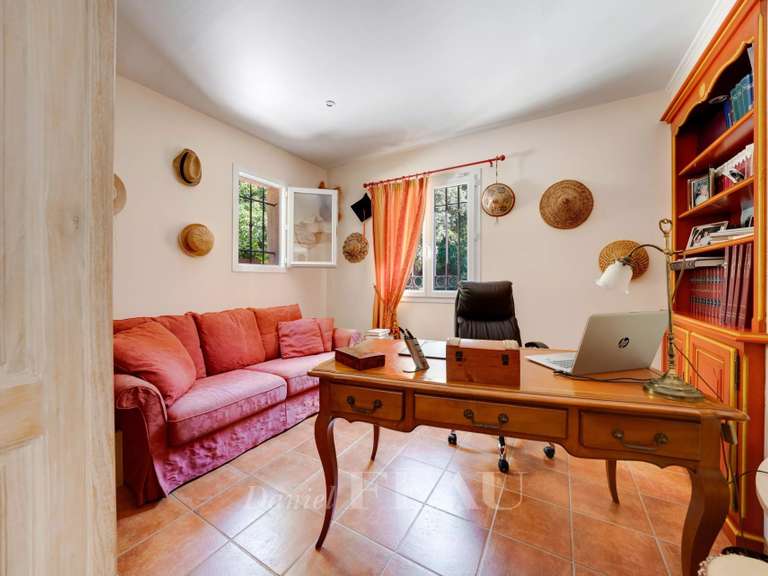 Maison Ventabren - 5 chambres - 289m²