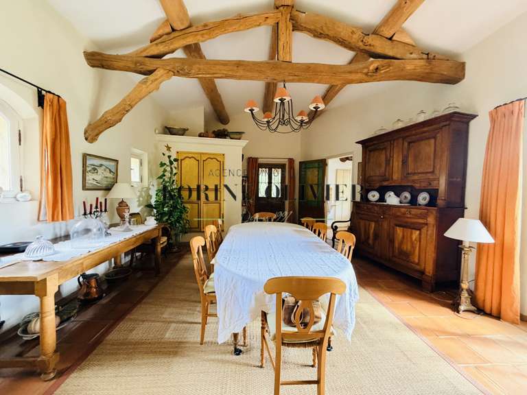 Maison Ventabren - 4 chambres - 180m²