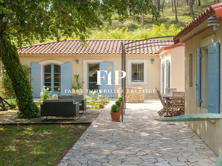 Propriété Ventabren - 4 chambres - 164m²