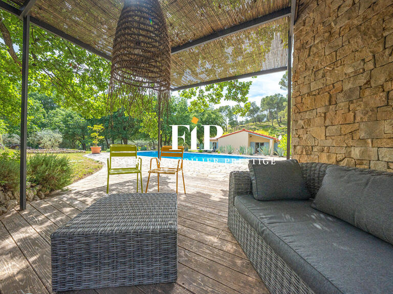 Propriété Ventabren - 4 chambres - 164m²
