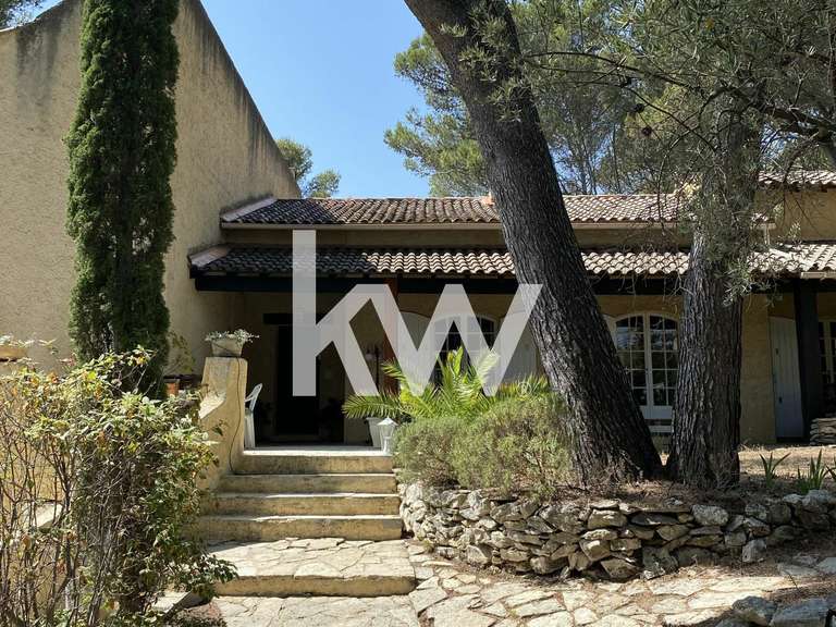 Villa Ventabren - 4 chambres - 170m²