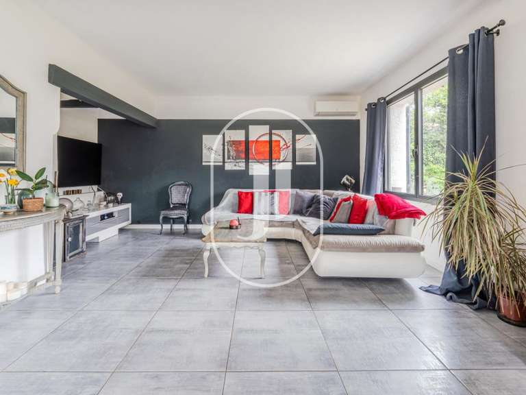 Villa Ventabren - 5 chambres - 220m²