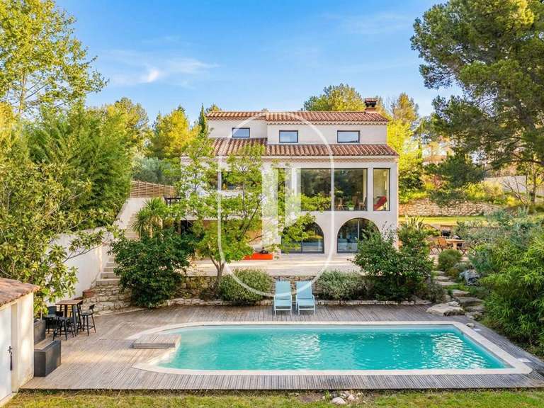 Villa Ventabren - 5 chambres - 220m²
