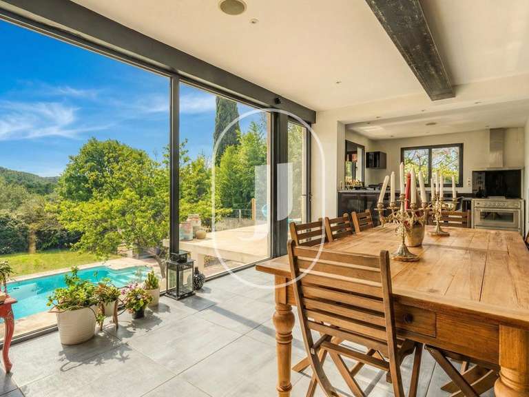 Villa Ventabren - 5 chambres - 220m²