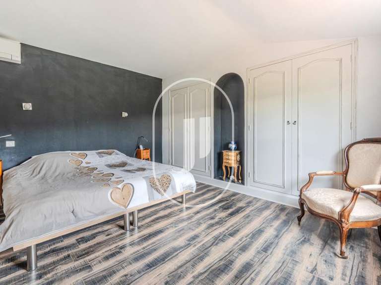 Villa Ventabren - 5 chambres - 220m²