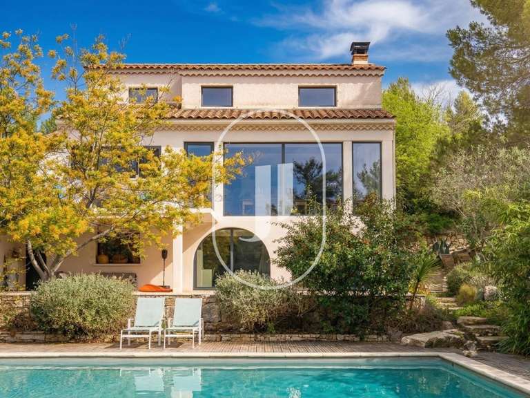 Villa Ventabren - 5 chambres - 220m²