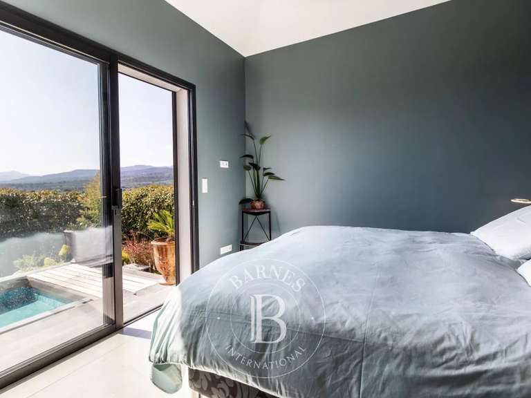 Villa Ventiseri - 3 bedrooms - 150m²