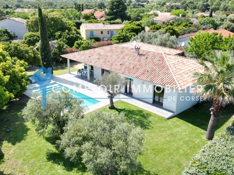 Villa Ventiseri - 4 bedrooms - 175m²