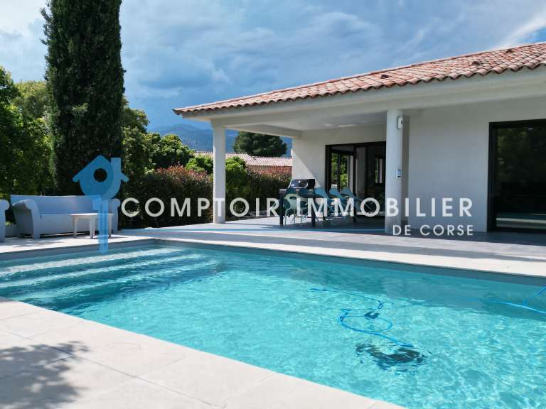 Villa Ventiseri - 4 bedrooms - 175m²