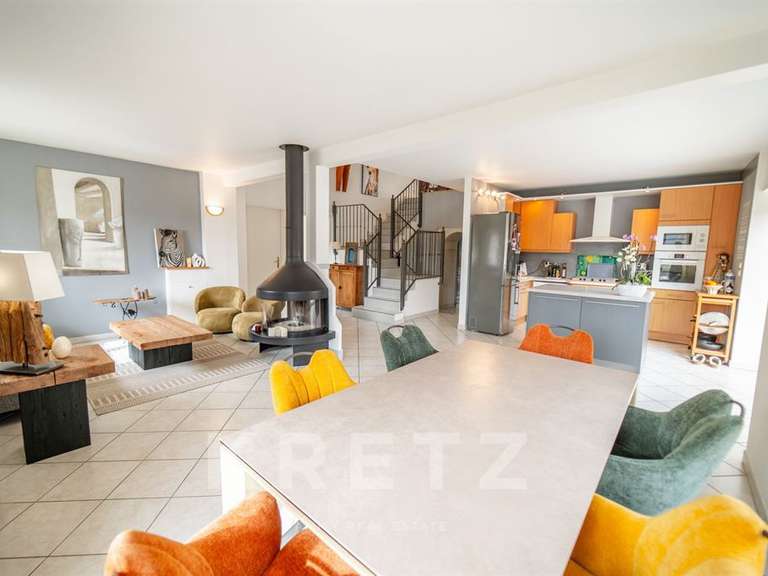 Maison Verel-Pragondran - 5 chambres - 240m²