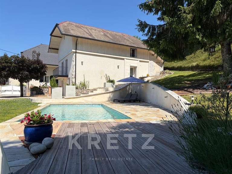 Maison Verel-Pragondran - 5 chambres - 240m²