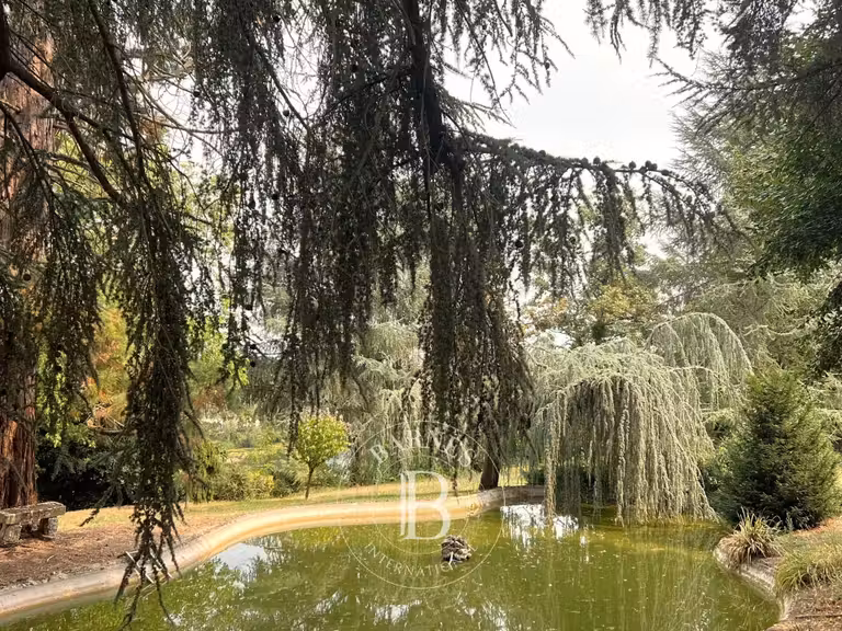 Propriété Véretz - 4 chambres - 300m²