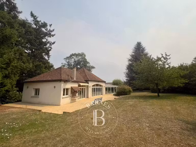 Propriété Véretz - 4 chambres - 300m²