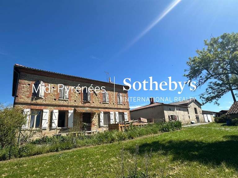 House Verfeil - 7 bedrooms - 350m²