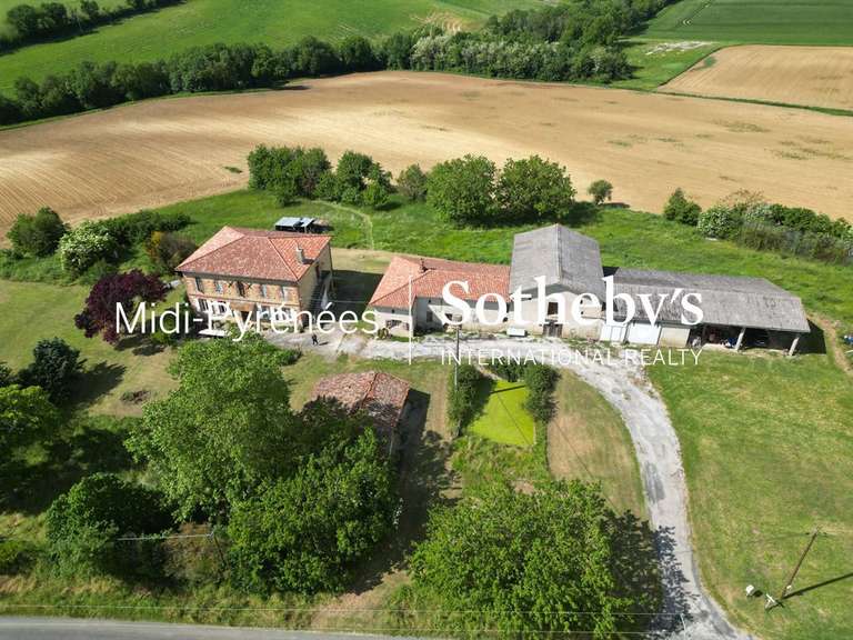 House Verfeil - 7 bedrooms - 350m²