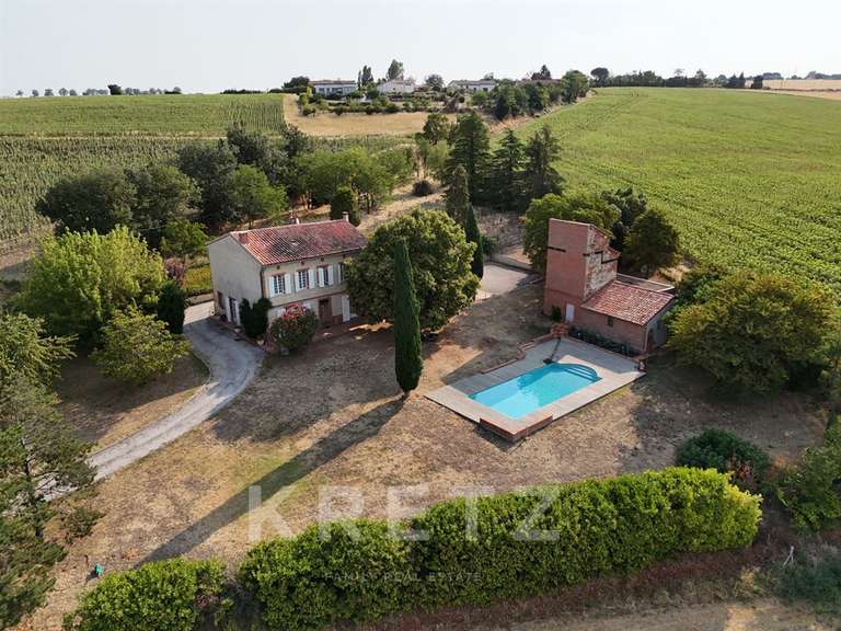 Maison Verfeil - 4 chambres - 266m²