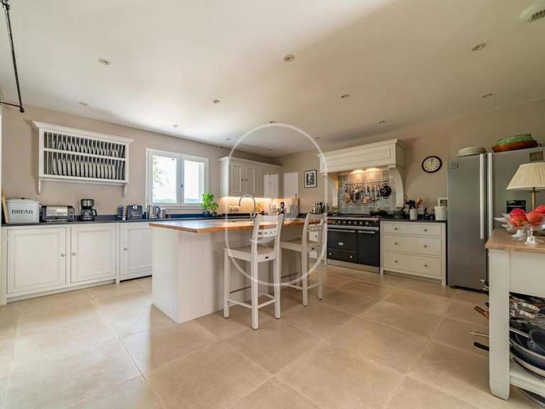 Villa Verfeuil - 5 bedrooms - 420m²