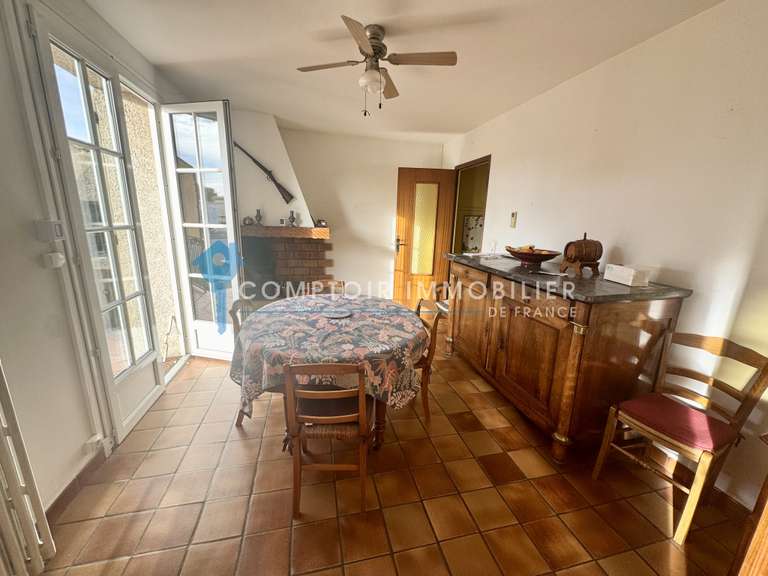 Maison Vergèze - 4 chambres - 260m²