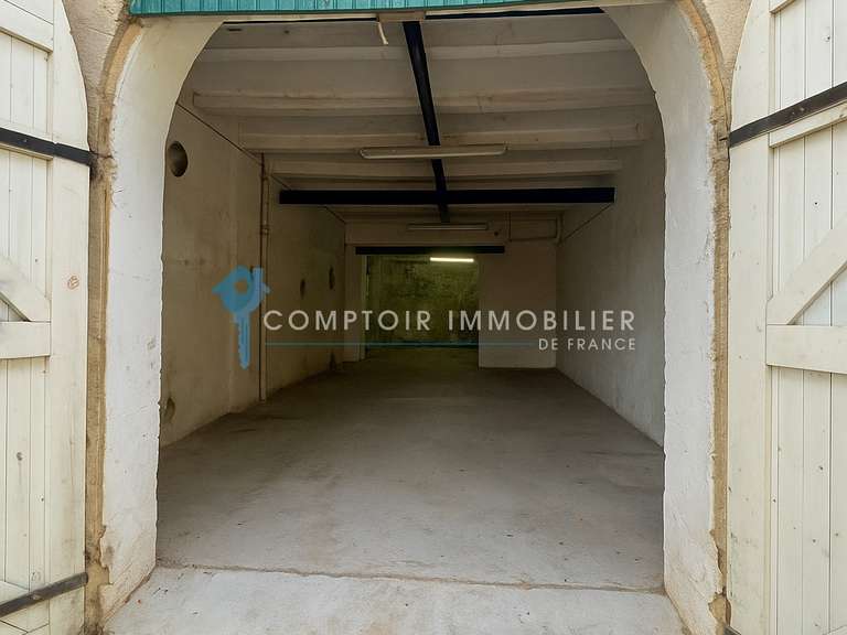 Maison Vergèze - 4 chambres - 260m²