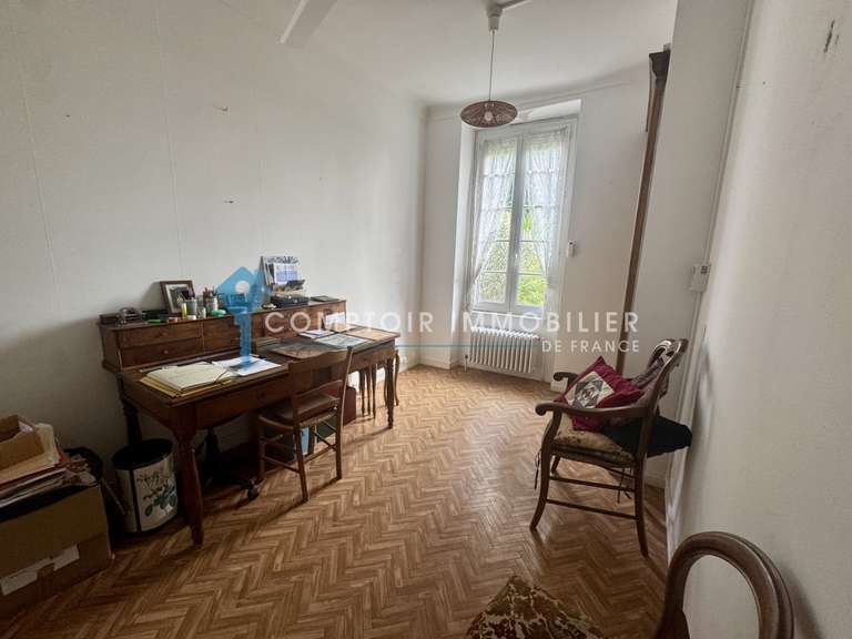 Maison Vergèze - 4 chambres - 260m²