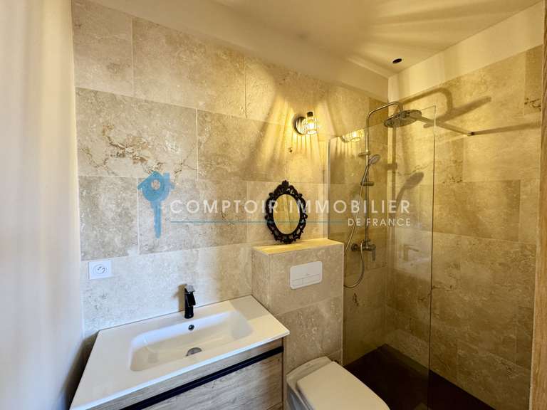 Maison Vergèze - 5 chambres - 268m²