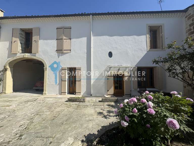 Maison Vergèze - 5 chambres - 268m²