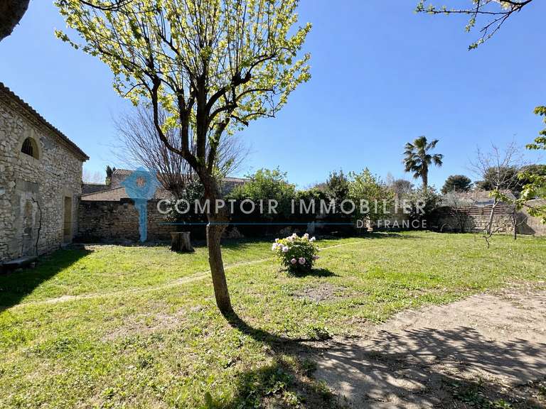 Maison Vergèze - 5 chambres - 268m²