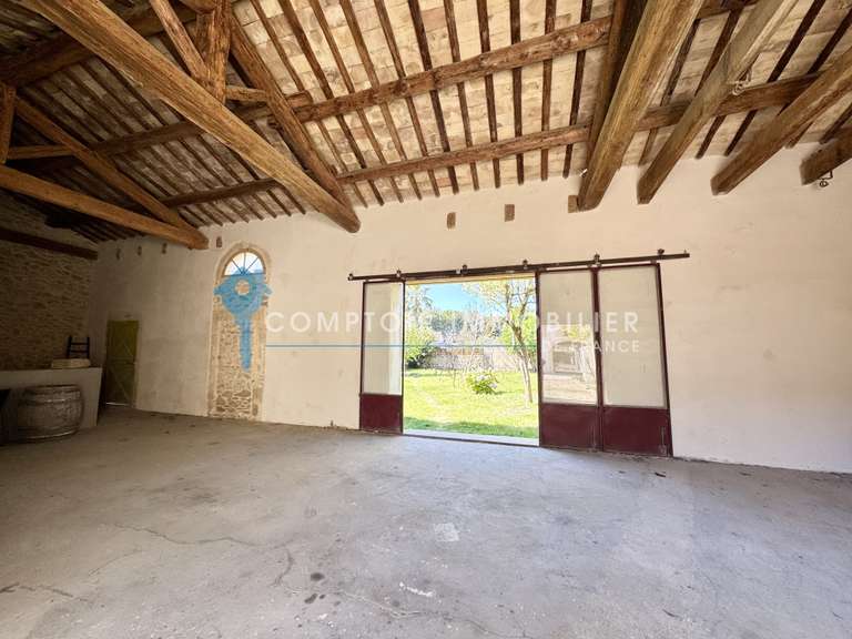 Maison Vergèze - 5 chambres - 268m²