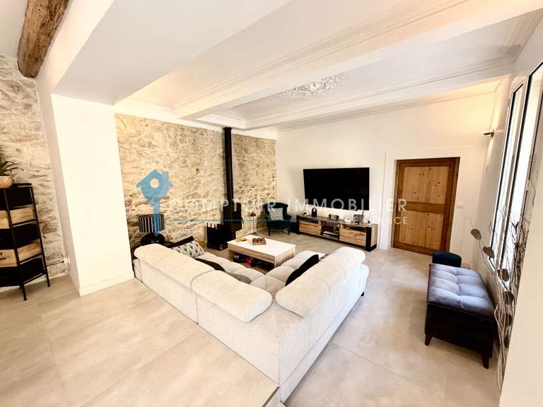 Maison Vergèze - 5 chambres - 190m²