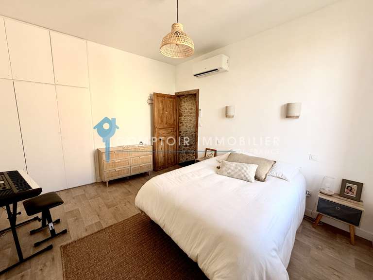 Maison Vergèze - 5 chambres - 190m²