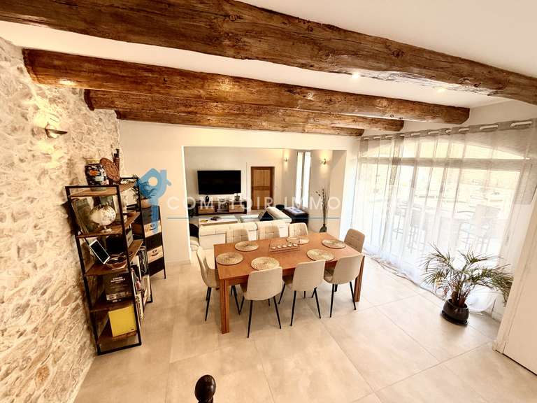 Maison Vergèze - 5 chambres - 190m²