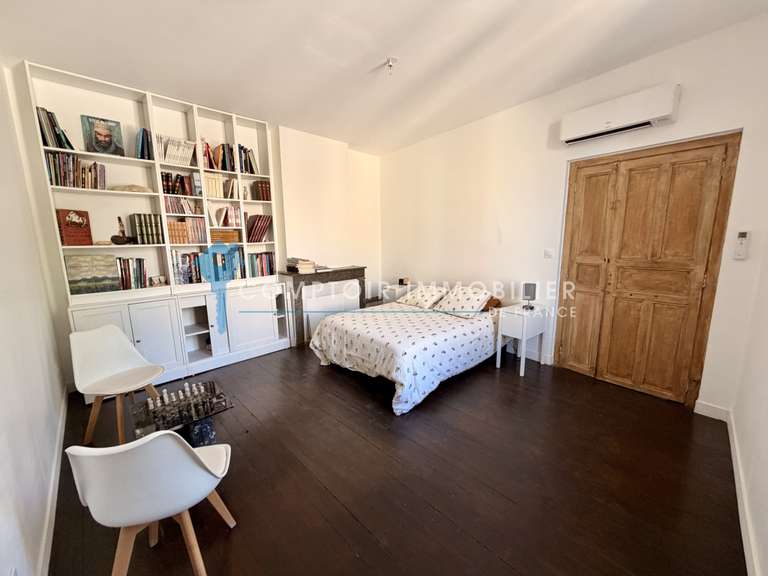 Maison Vergèze - 5 chambres - 190m²