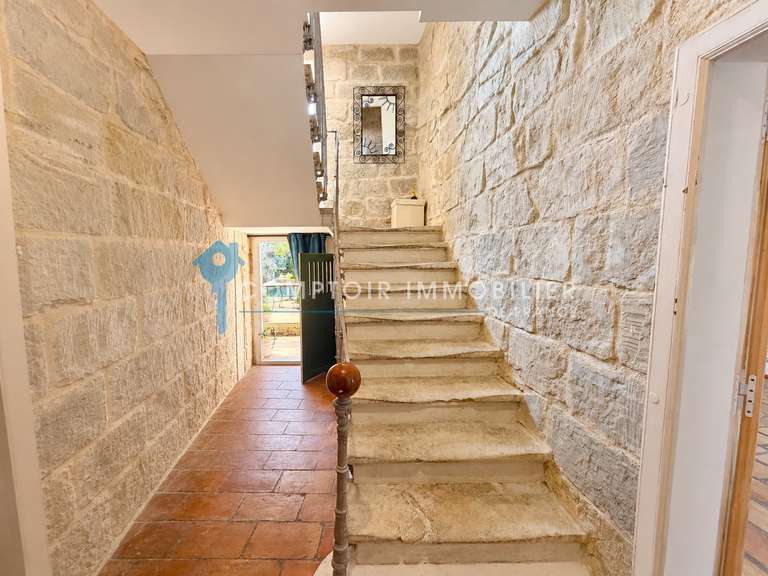 Maison Vergèze - 5 chambres - 220m²