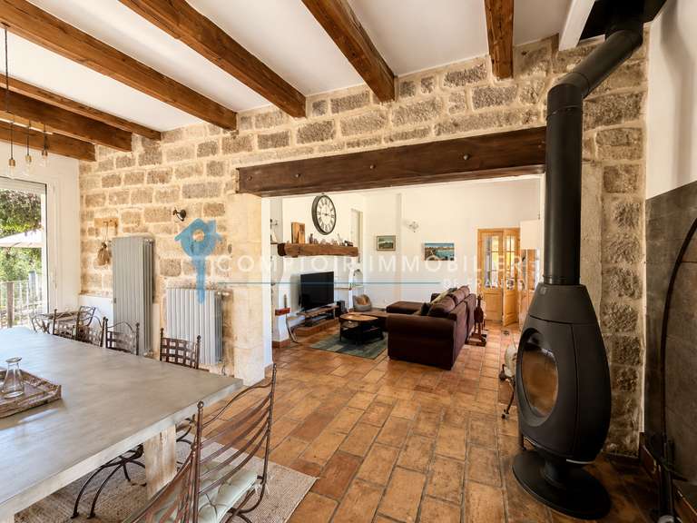 Maison Vergèze - 5 chambres - 220m²