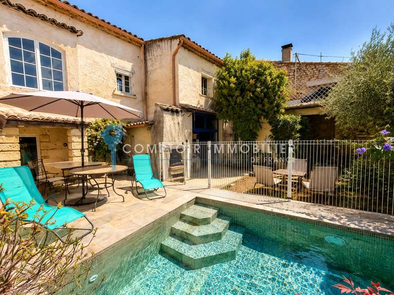Maison Vergèze - 5 chambres - 220m²