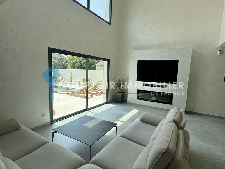 Villa Vergèze - 4 bedrooms - 194m²