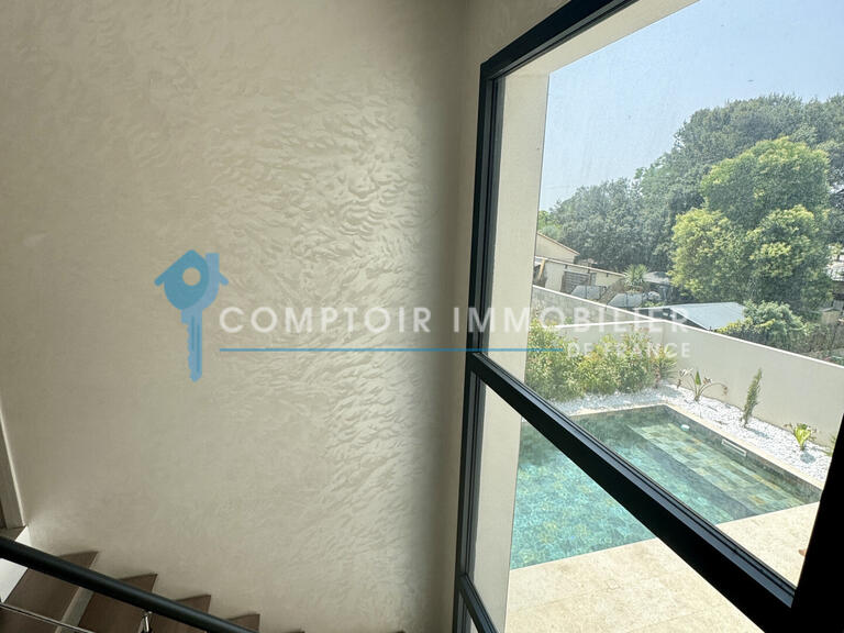 Villa Vergèze - 4 bedrooms - 194m²