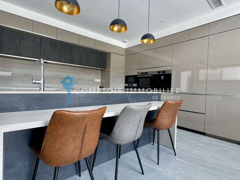 Villa Vergèze - 4 bedrooms - 194m²