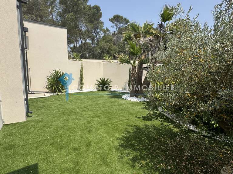 Villa Vergèze - 4 bedrooms - 194m²