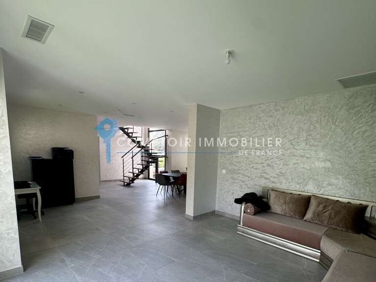 Villa Vergèze - 4 bedrooms - 194m²